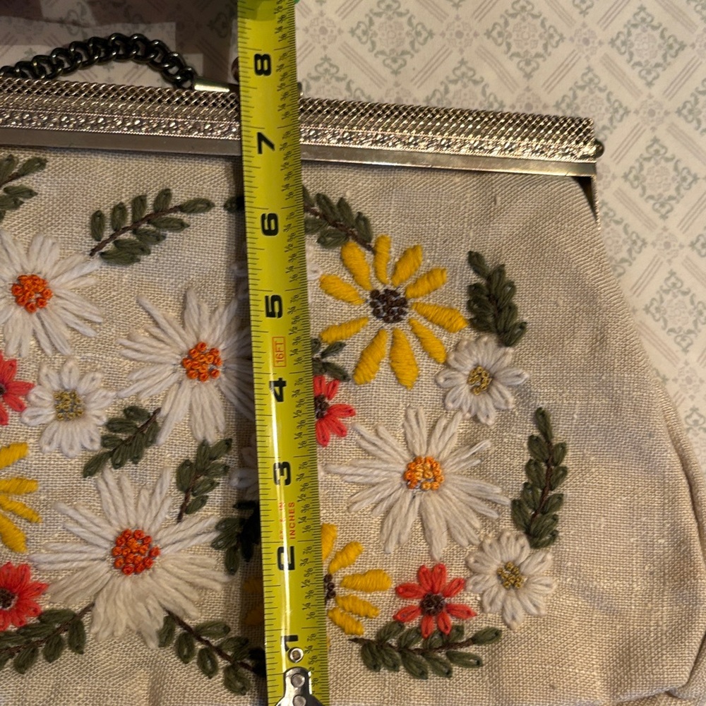 Embroidered Floral Beige Clutch - Picture 7 of 10